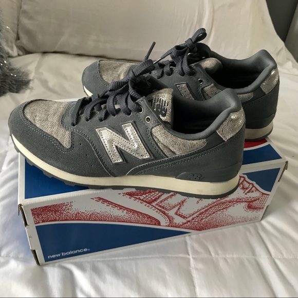 New Balance shoes - Picture 4 of 5